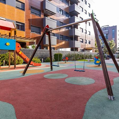 Apartamento Forum-Ciencias Con Piscina, Gym & Parking غرناطة المظهر الخارجي الصورة