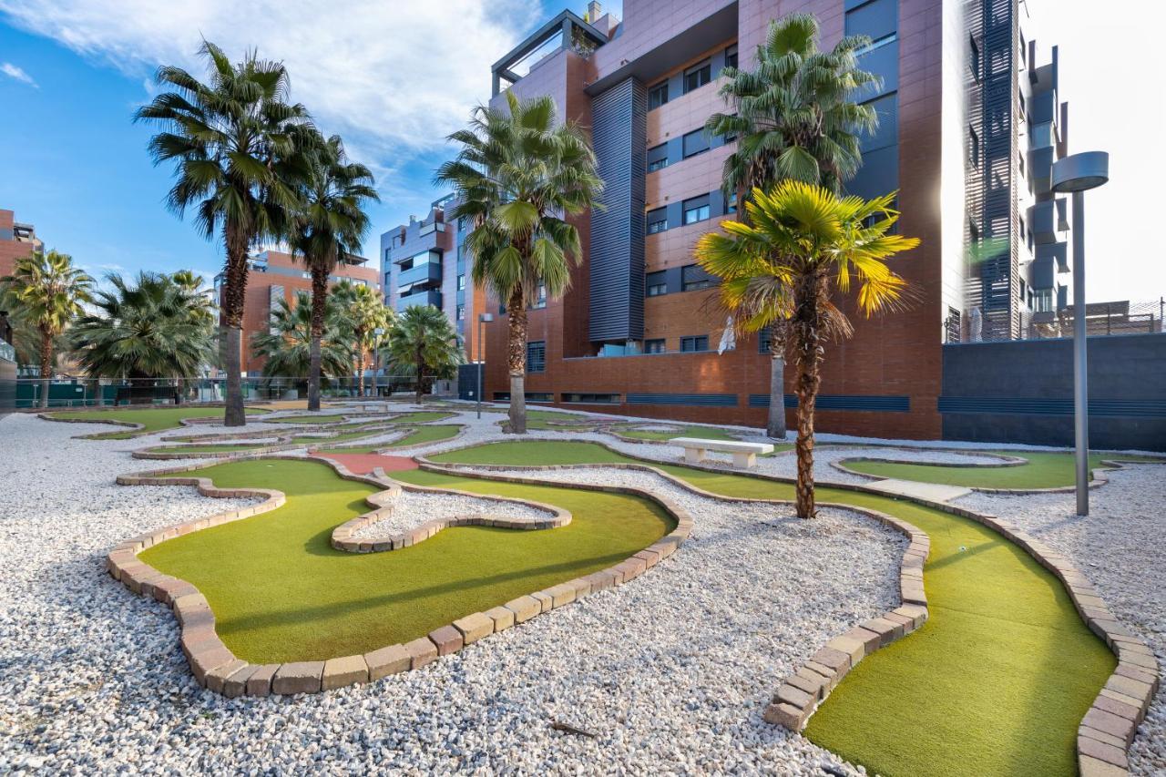 Apartamento Forum-Ciencias Con Piscina, Gym & Parking غرناطة المظهر الخارجي الصورة