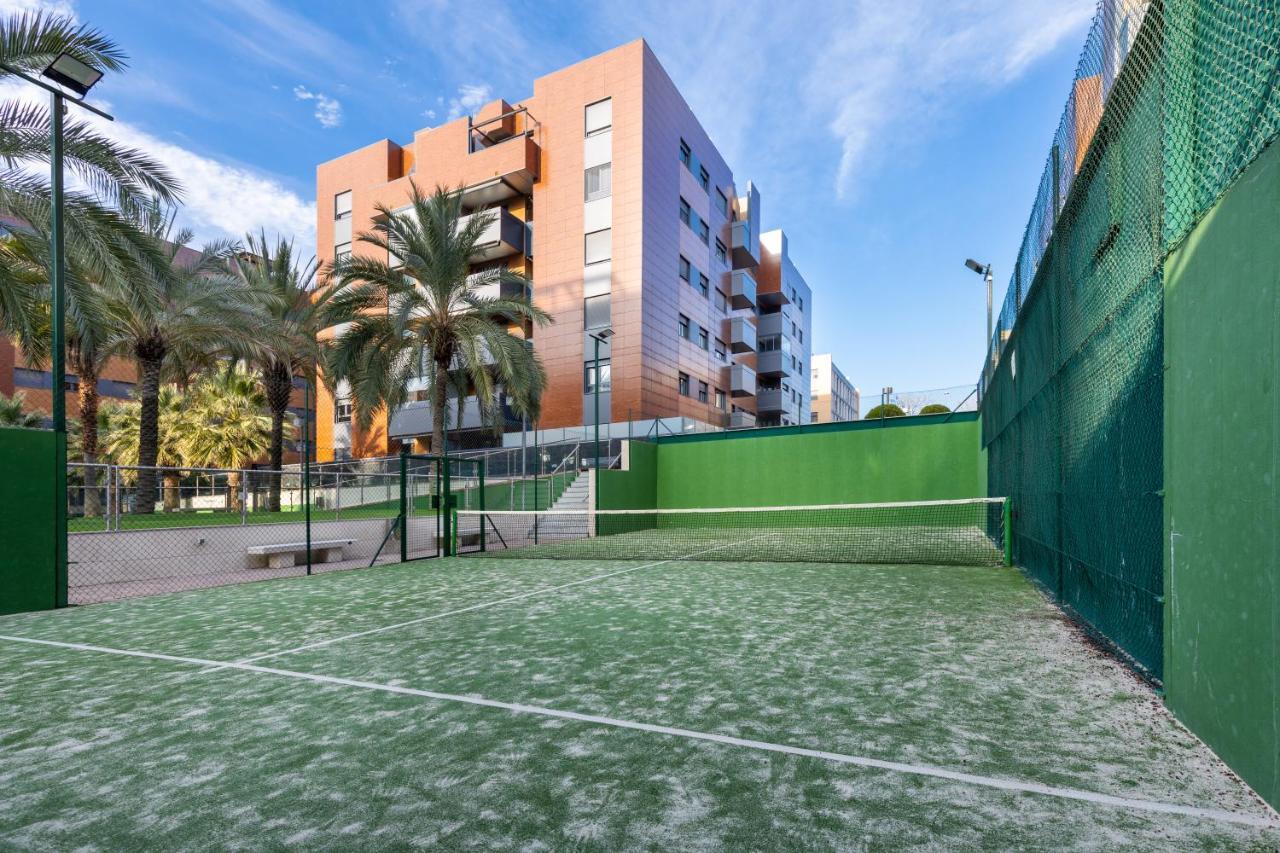Apartamento Forum-Ciencias Con Piscina, Gym & Parking غرناطة المظهر الخارجي الصورة